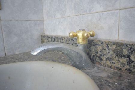 Casa à venda com 160m², 3 quartos e 1 vagaBanheiro - torneira