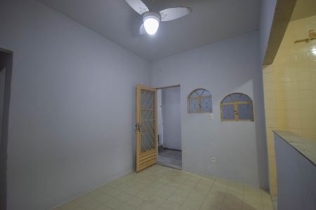 Sala de casa para alugar com 3 quartos, 160m² em Tanque, Rio de Janeiro