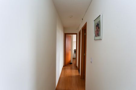 corredor de apartamento à venda com 2 quartos, 43m² em Vila Suzana, São Paulo