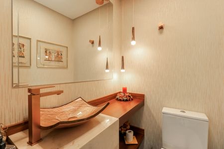 Apartamento à venda com 130m², 2 quartos e 3 vagas Apartamento à venda com 130m², 2 quartos e 3 vagasLavabo