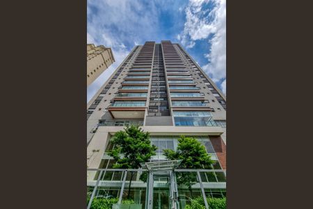 Apartamento à venda com 130m², 2 quartos e 3 vagas Apartamento à venda com 130m², 2 quartos e 3 vagasFachada