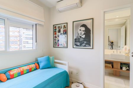 Apartamento à venda com 130m², 2 quartos e 3 vagas Apartamento à venda com 130m², 2 quartos e 3 vagasSuíte 2