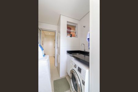 Apartamento à venda com 130m², 2 quartos e 3 vagas Apartamento à venda com 130m², 2 quartos e 3 vagasÁrea de Serviço