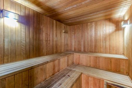 Apartamento à venda com 130m², 2 quartos e 3 vagas Apartamento à venda com 130m², 2 quartos e 3 vagasÁrea Comum - Sauna