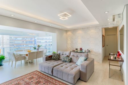 Apartamento à venda com 130m², 2 quartos e 3 vagas Apartamento à venda com 130m², 2 quartos e 3 vagasSala