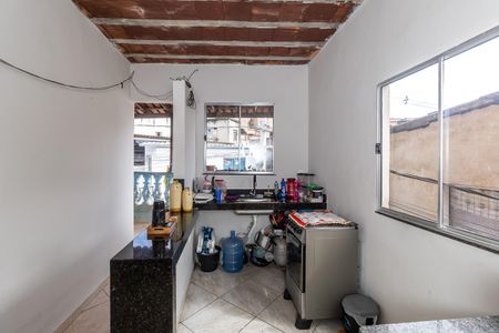 Cozinha de casa à venda com 2 quartos, 55m² em Apolonia, Belo Horizonte