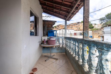 Casa à venda com 55m², 2 quartos e sem vagaÁrea de Serviço