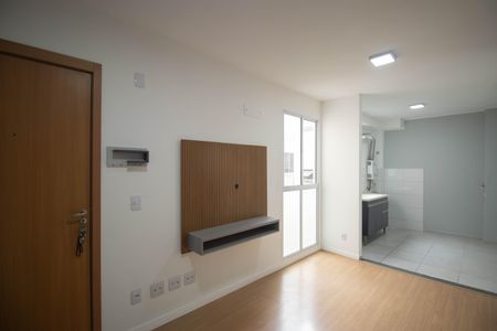 Sala de apartamento para alugar com 2 quartos, 41m² em Vila Lage, São Gonçalo