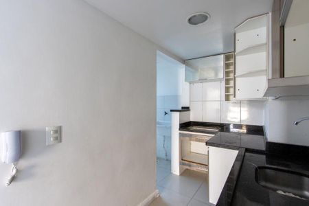 Cozinha de apartamento para alugar com 2 quartos, 54m² em Hípica, Porto Alegre