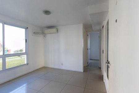 Sala  de apartamento para alugar com 2 quartos, 54m² em Hípica, Porto Alegre