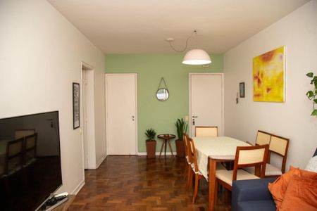 Apartamento para alugar com 82m², 3 quartos e 1 vagaSala