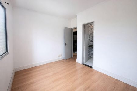 Suíte de apartamento à venda com 3 quartos, 70m² em Piratininga, Osasco