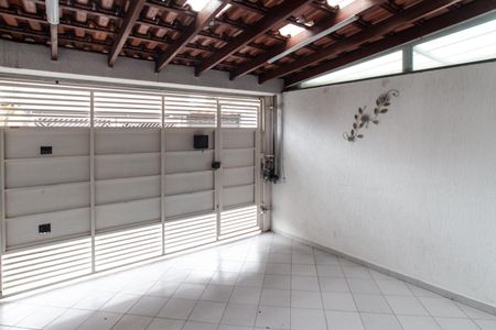 Casa à venda com 100m², 3 quartos e 2 vagasGaragem