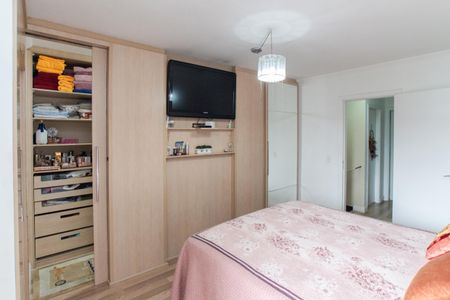 Casa à venda com 100m², 3 quartos e 2 vagasSuíte