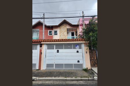 Fachada de casa à venda com 3 quartos, 100m² em Vila Constança, São Paulo