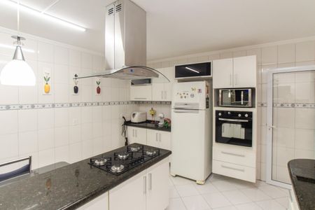 Casa à venda com 100m², 3 quartos e 2 vagasCozinha