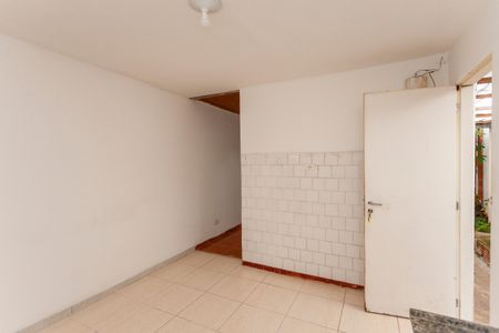 Cozinha de kitnet/studio para alugar com 1 quarto, 28m² em Vila Anhanguera, São Paulo