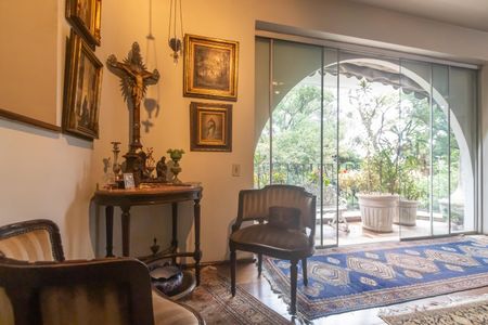 Apartamento à venda com 240m², 4 quartos e 2 vagasSala