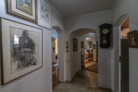 Apartamento à venda com 240m², 4 quartos e 2 vagasCorredor