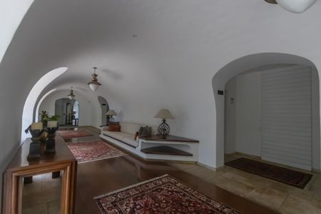 Apartamento à venda com 240m², 4 quartos e 2 vagasHall social