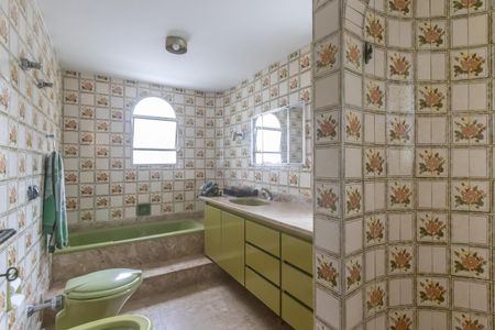 Apartamento à venda com 240m², 4 quartos e 2 vagasQuarto Suíte