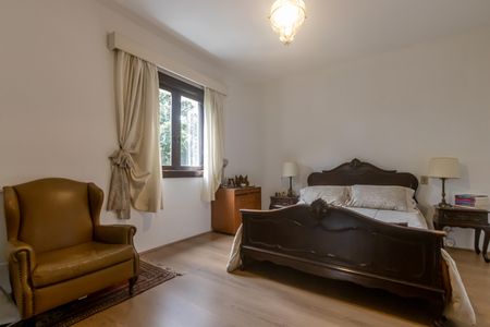 Apartamento à venda com 240m², 4 quartos e 2 vagasQuarto Suíte