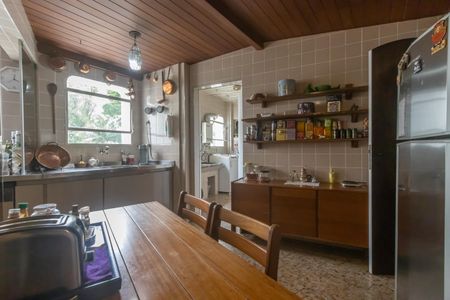 Apartamento à venda com 240m², 4 quartos e 2 vagasCozinha