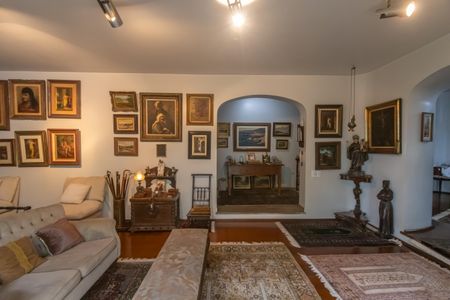 Apartamento à venda com 240m², 4 quartos e 2 vagasSala