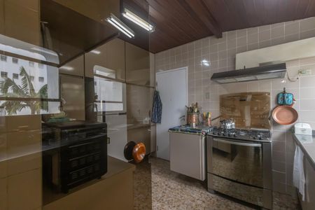 Apartamento à venda com 240m², 4 quartos e 2 vagasCozinha