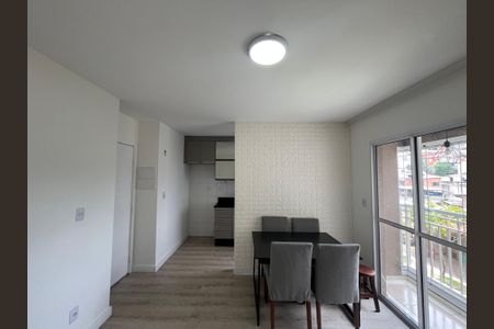 Sala  de apartamento para alugar com 2 quartos, 49m² em Vila Carmosina, São Paulo