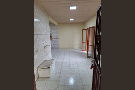 Sala/Cozinha  de casa para alugar com 2 quartos, 40m² em São Luís, Canoas