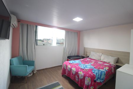 Casa à venda com 300m², 3 quartos e 2 vagasSuíte
