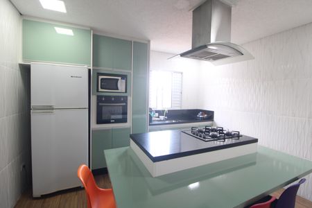 Casa à venda com 300m², 3 quartos e 2 vagasCozinha