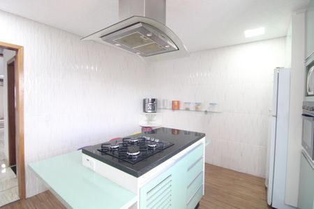 Casa à venda com 300m², 3 quartos e 2 vagasCozinha