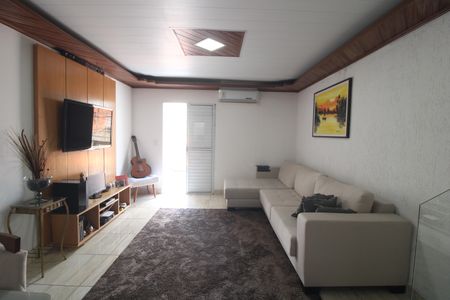 Sala de casa à venda com 3 quartos, 300m² em Vila dos Andradas, São Paulo