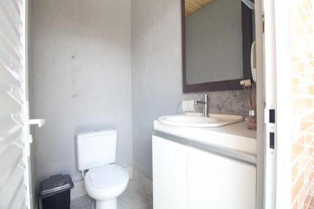 Casa à venda com 300m², 3 quartos e 2 vagasLavabo