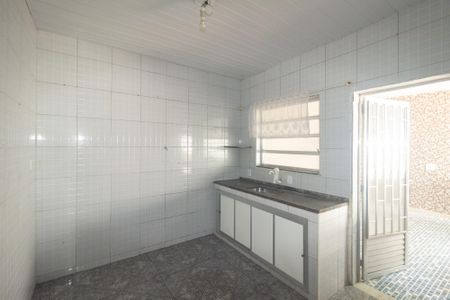 Casa para alugar com 80m², 2 quartos e 1 vaga Casa para alugar com 80m², 2 quartos e 1 vagaCozinha e Área de Serviço