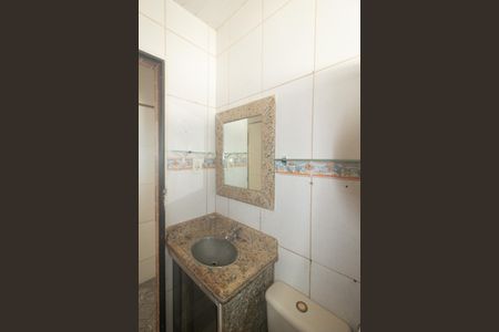 Casa para alugar com 80m², 2 quartos e 1 vaga Casa para alugar com 80m², 2 quartos e 1 vagaBanheiro