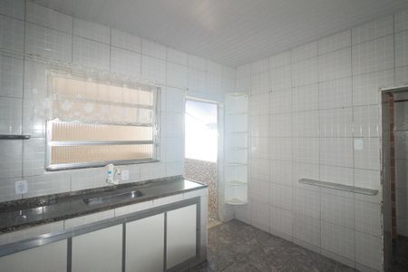 Cozinha e Área de Serviço de casa para alugar com 2 quartos, 80m² em Campo Grande, Rio de Janeiro