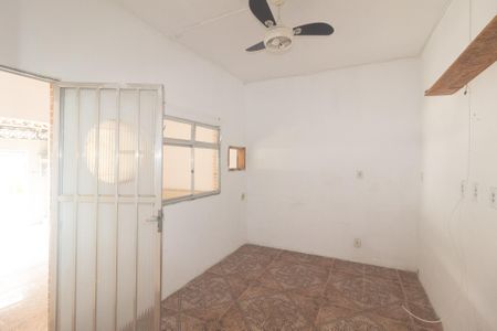 Casa para alugar com 80m², 2 quartos e 1 vaga Casa para alugar com 80m², 2 quartos e 1 vagaSala