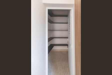 Casa de condomínio para alugar com 277m², 4 quartos e 4 vagas Casa de condomínio para alugar com 277m², 4 quartos e 4 vagasDespensa