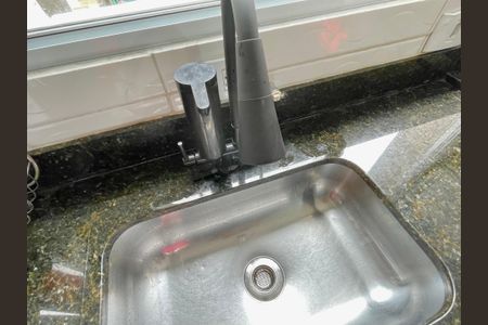 Casa para alugar com 108m², 2 quartos e 2 vagasCozinha