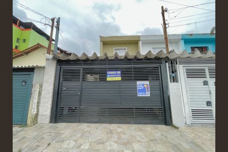 Casa para alugar com 108m², 2 quartos e 2 vagasPlaca Instalada na fachada do imóvel