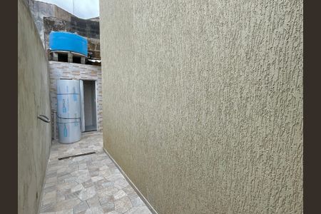 Casa para alugar com 108m², 2 quartos e 2 vagascorredor externo