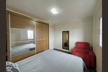 Casa para alugar com 108m², 2 quartos e 2 vagasQuarto 2