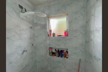 Casa para alugar com 108m², 2 quartos e 2 vagasBanheiro 1