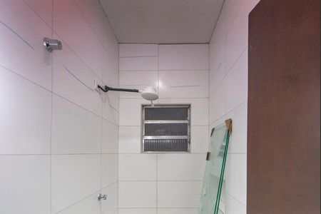 Banheiro  de casa para alugar com 1 quarto, 55m² em Jardim Cristiane, Santo André