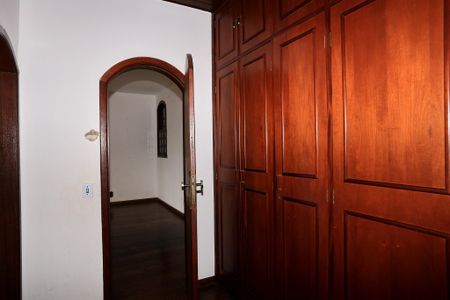 Casa à venda com 400m², 7 quartos e 4 vagasCloset da suíte 1