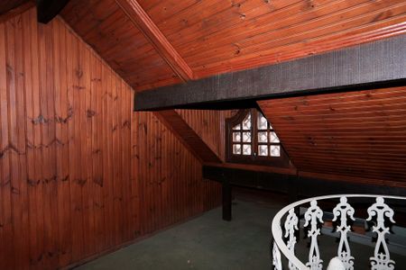 Casa à venda com 400m², 7 quartos e 4 vagasSótão da suíte 1