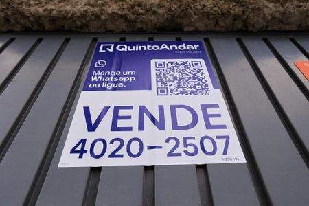 Casa à venda com 400m², 7 quartos e 4 vagasPlaquinha